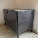Meuble commode industriel