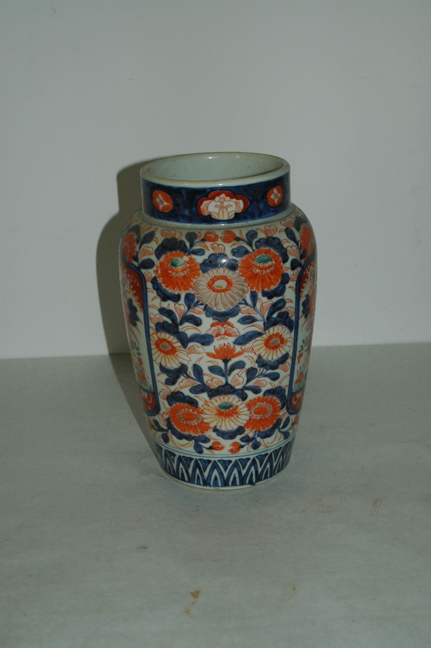 Vase Imari Ancient Japan