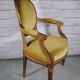 Fauteuil style Louis XVI