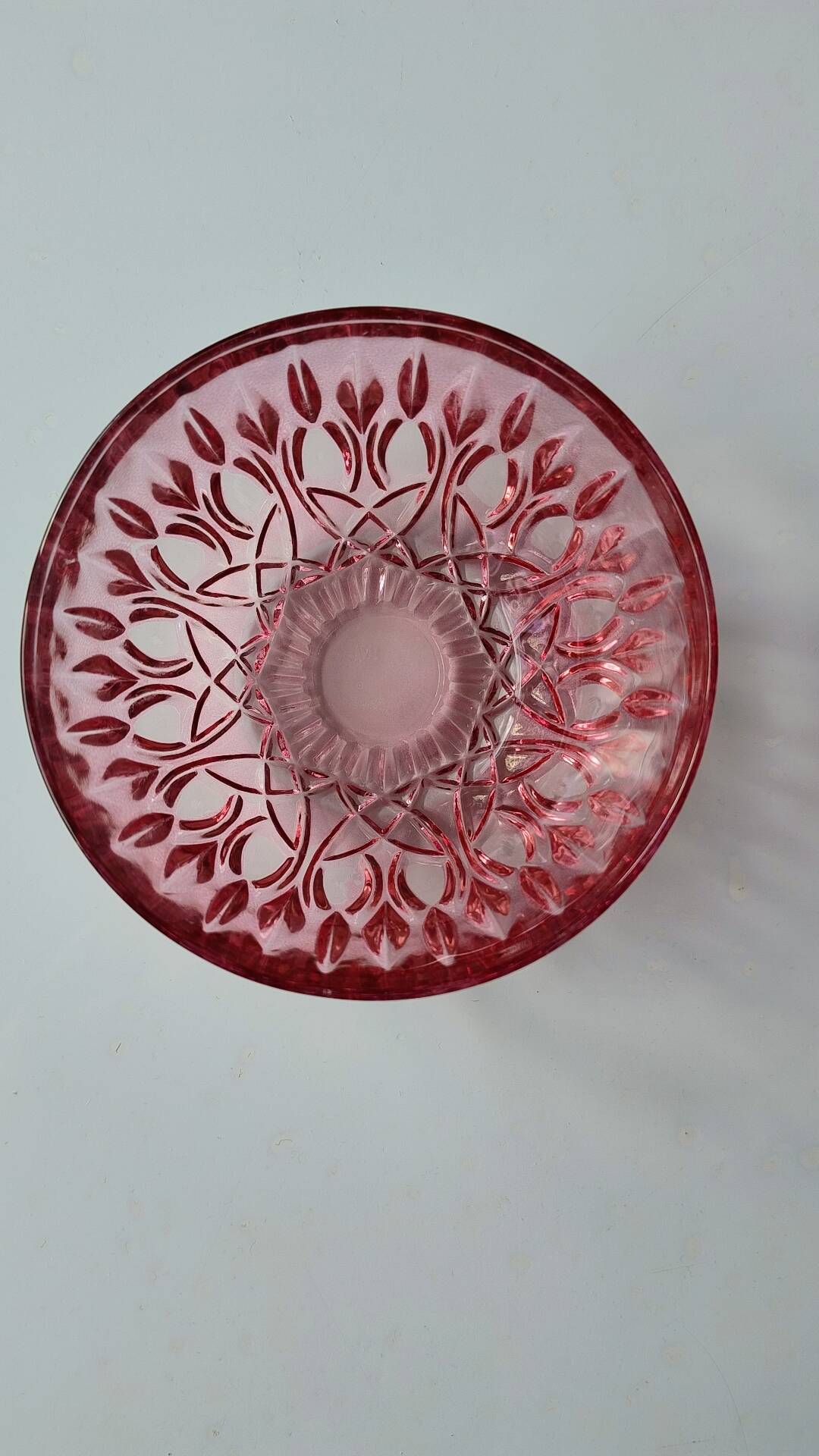 Small vintage pink glass bowl with floral decoration – French 60s/70s