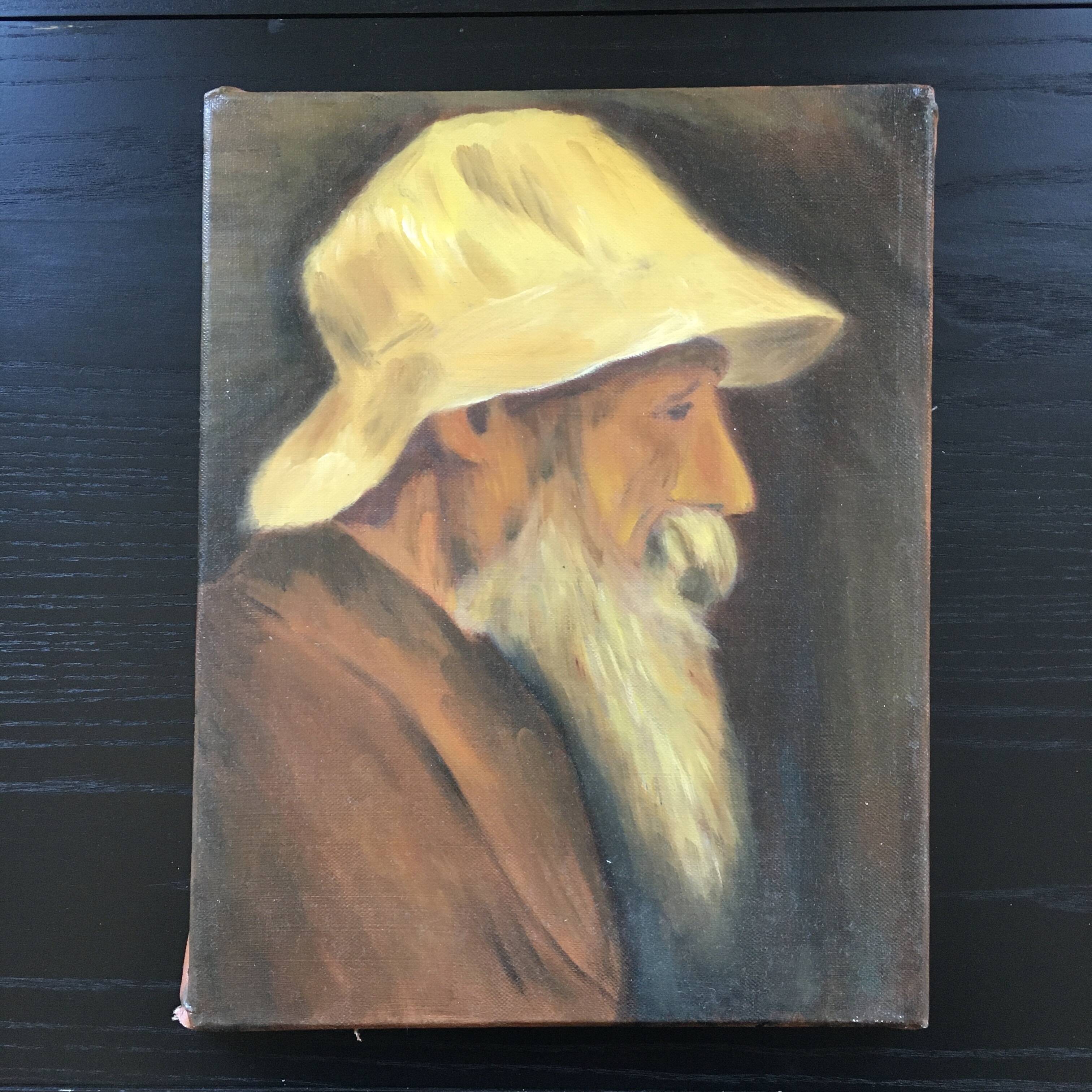 Chinese portrait table with a hat