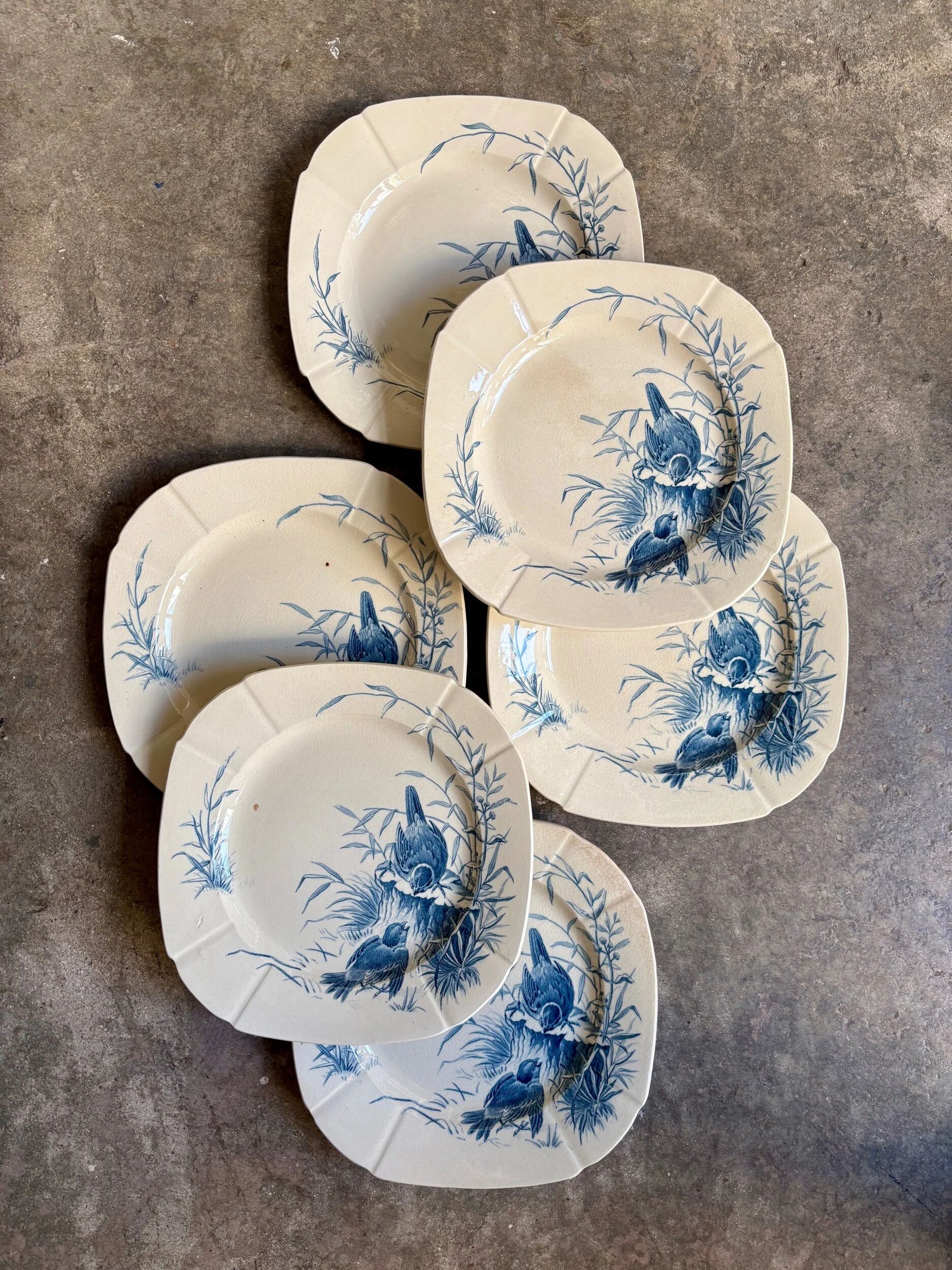 6 dessert plates Gien in blue ironstone, "Birds" service circa 1870 no. 2