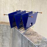 Metal magazine holder