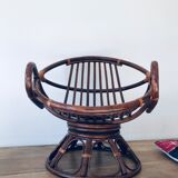 Rotating rattan chair