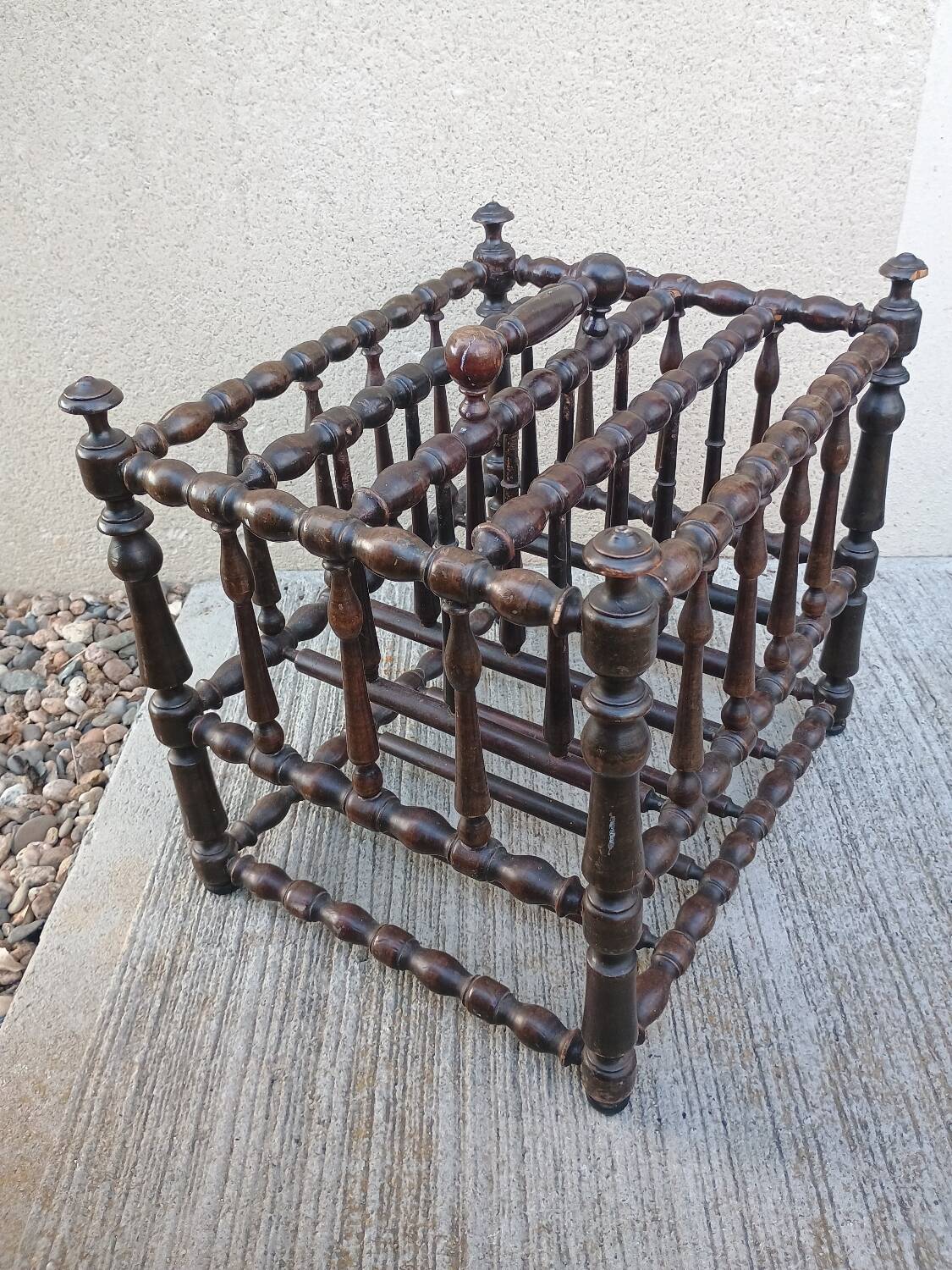 Napoleon I turned mahogany wood magazine or music sheet rack