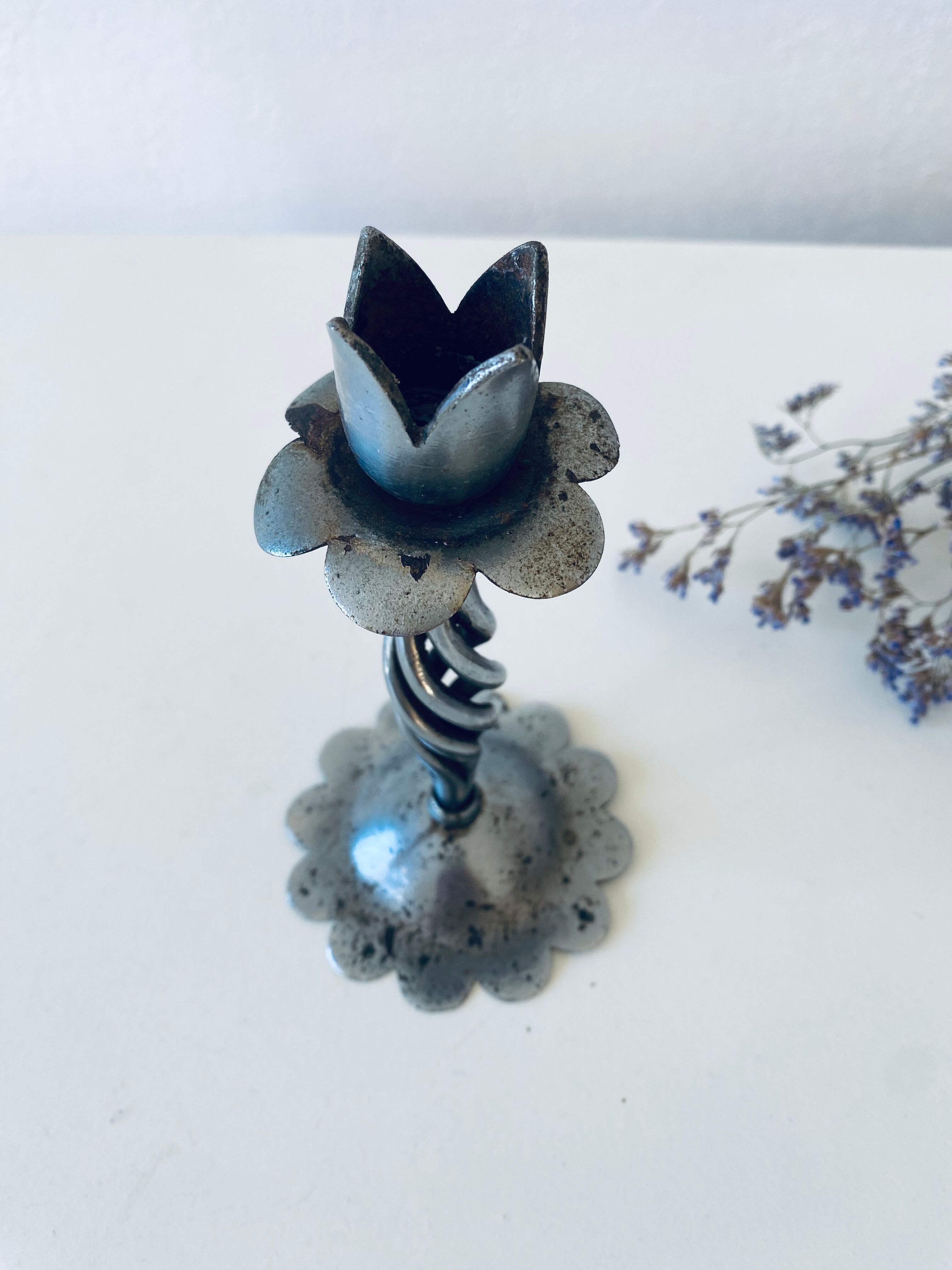 Iron flower candle holder