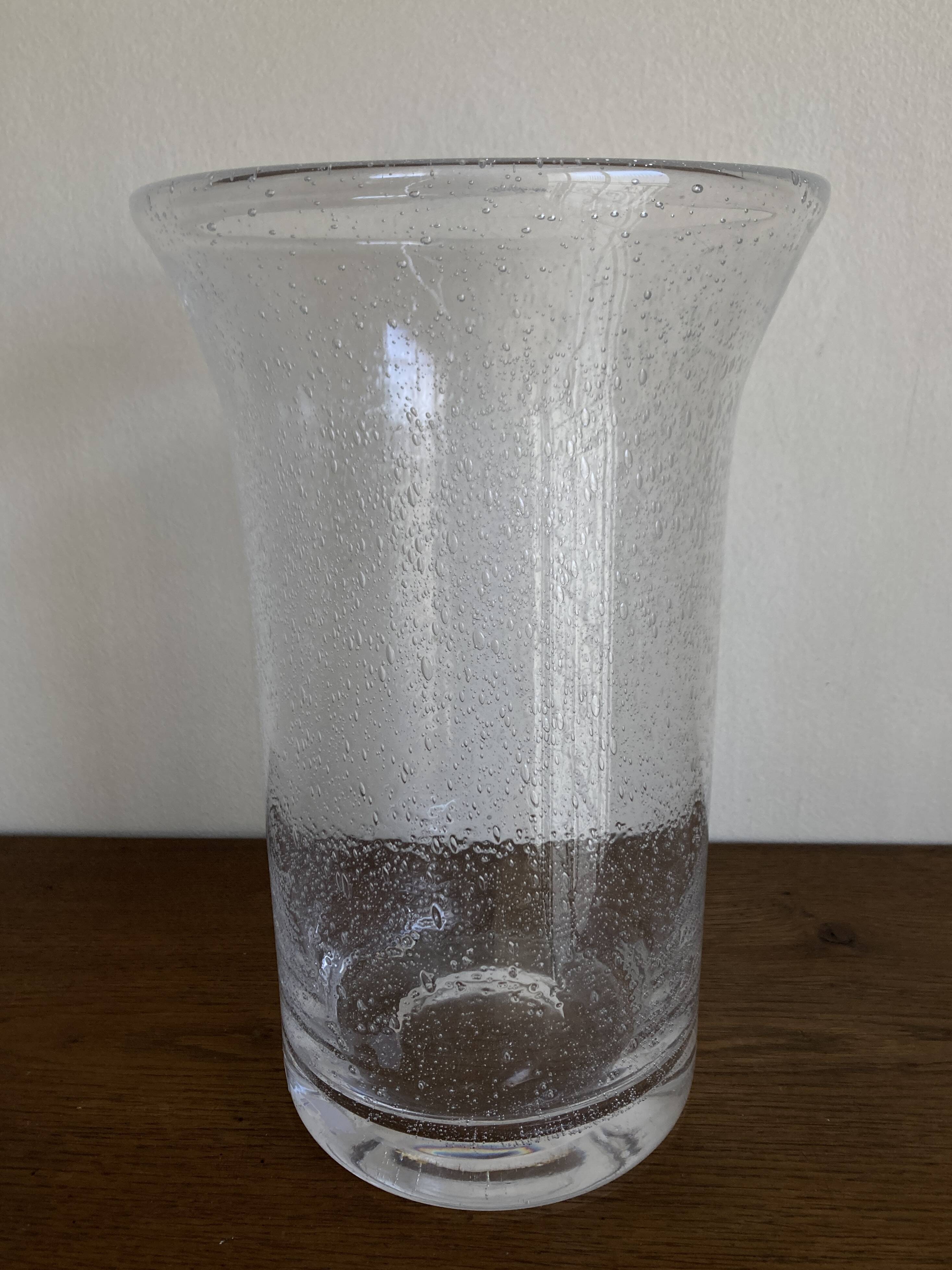 1970 XXXL vase in solid bubbled glass H33cm