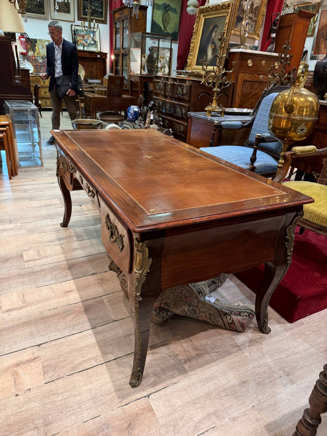 Louis XV walnut desk
