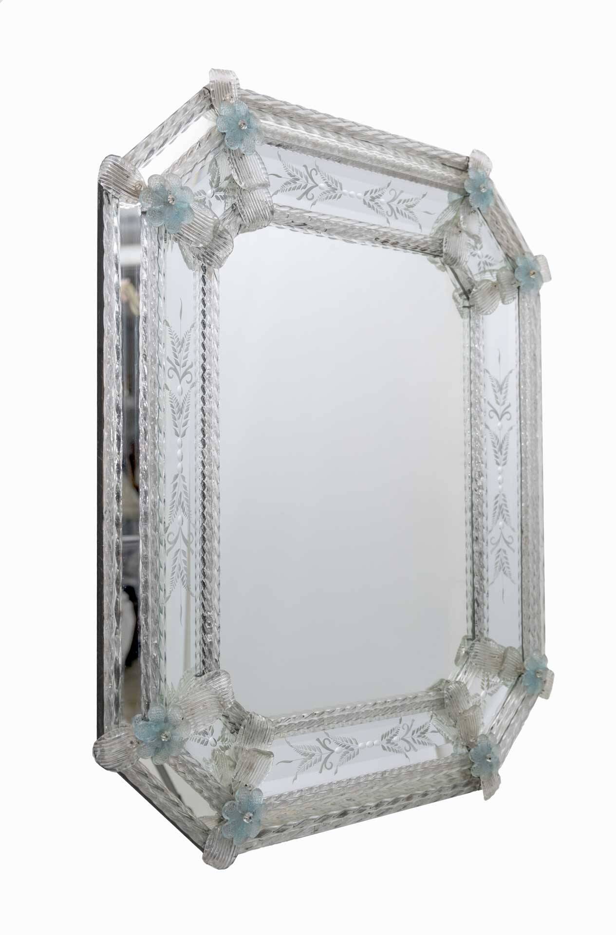 Miroir octogonal en verre de Murano vénitien du XXe siècle, décoré de fleurs