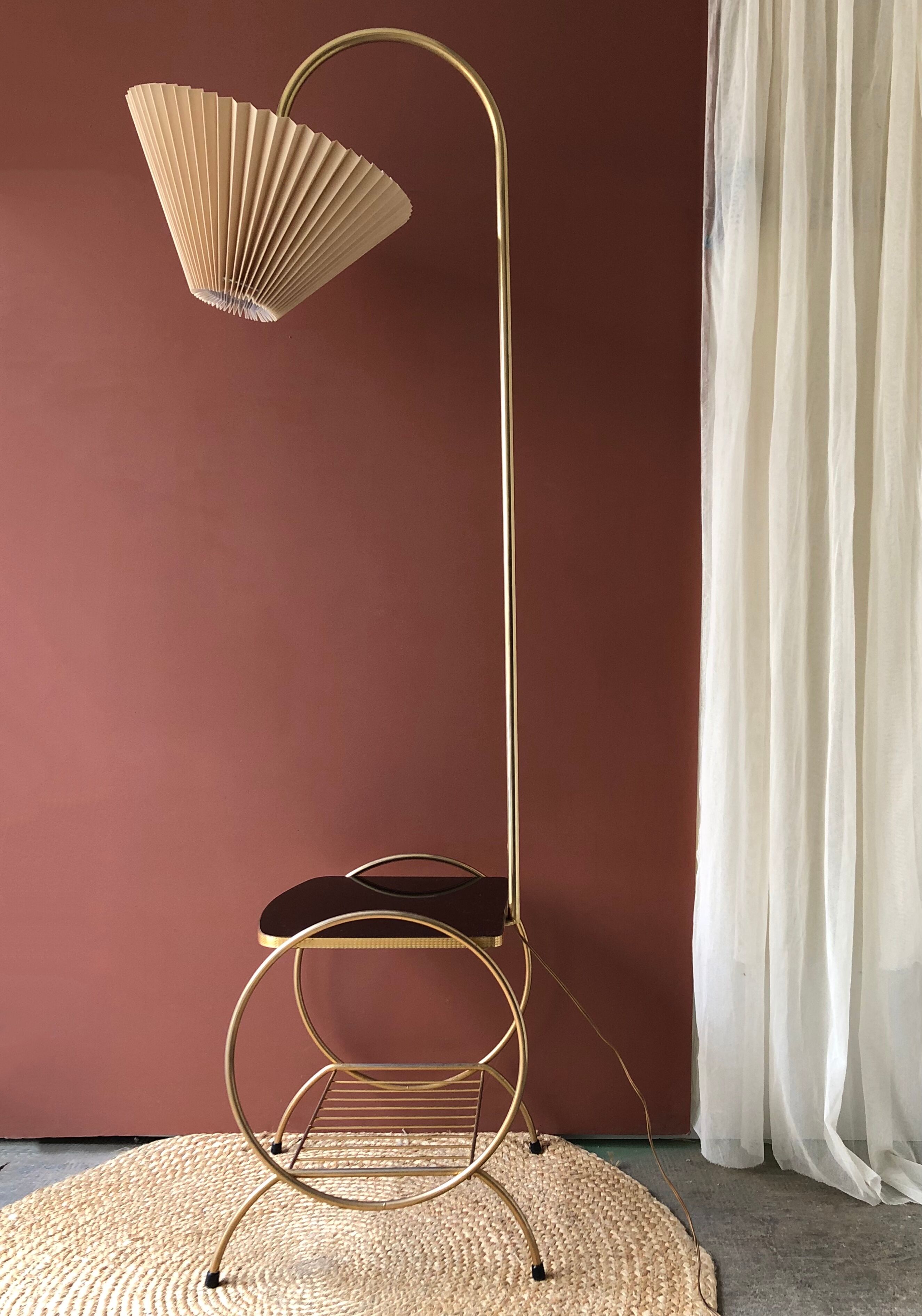 Vintage e-reader floor lamp