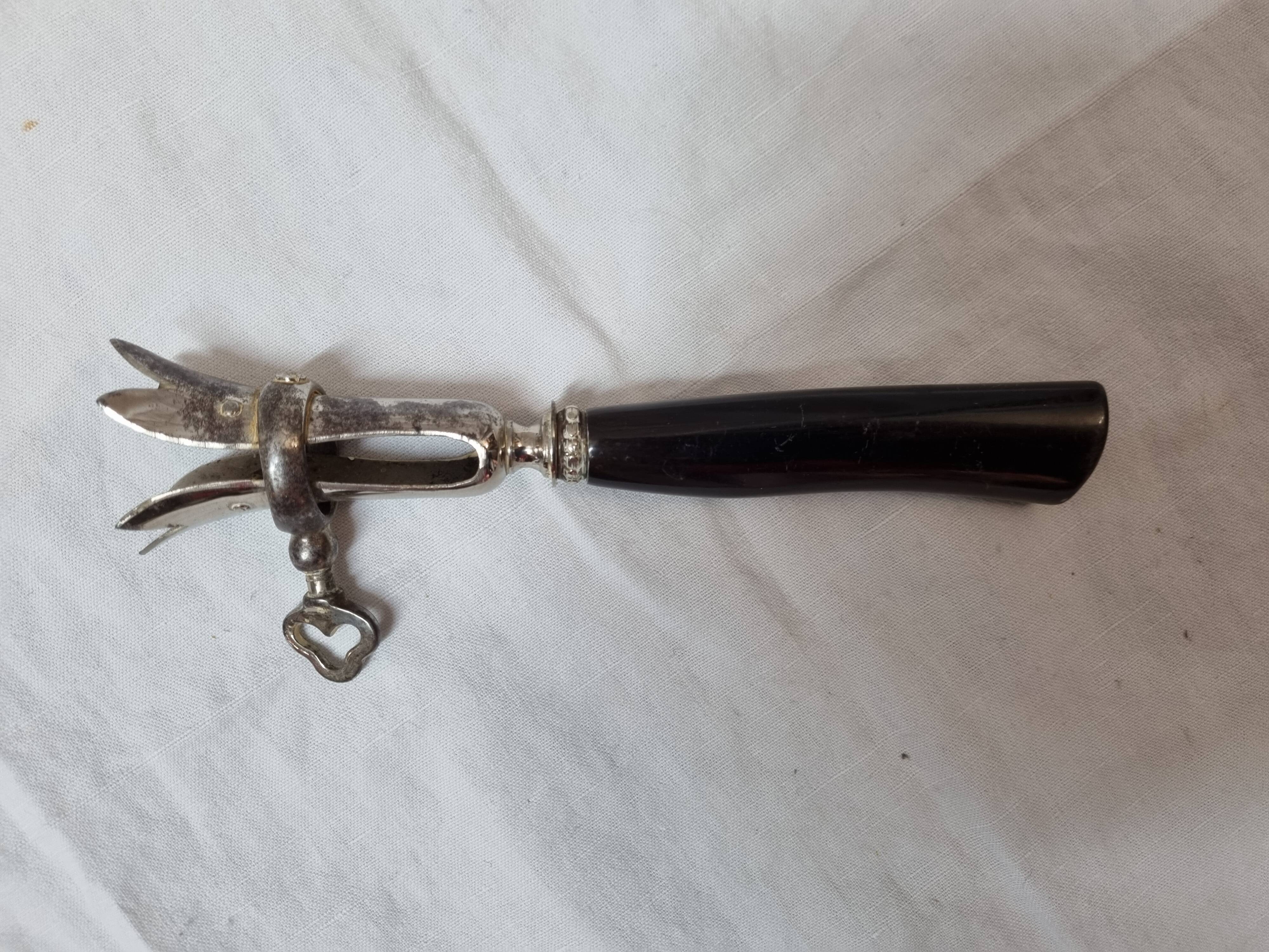 Leg pliers horn handle art deco