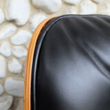 Lounge Chair & ottoman by Charles & Ray Eames edition Herman Miller