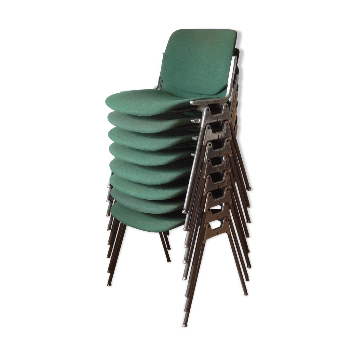 Lot de 8 chaises DSC 106 de Giancarlo Piretti édition Castelli