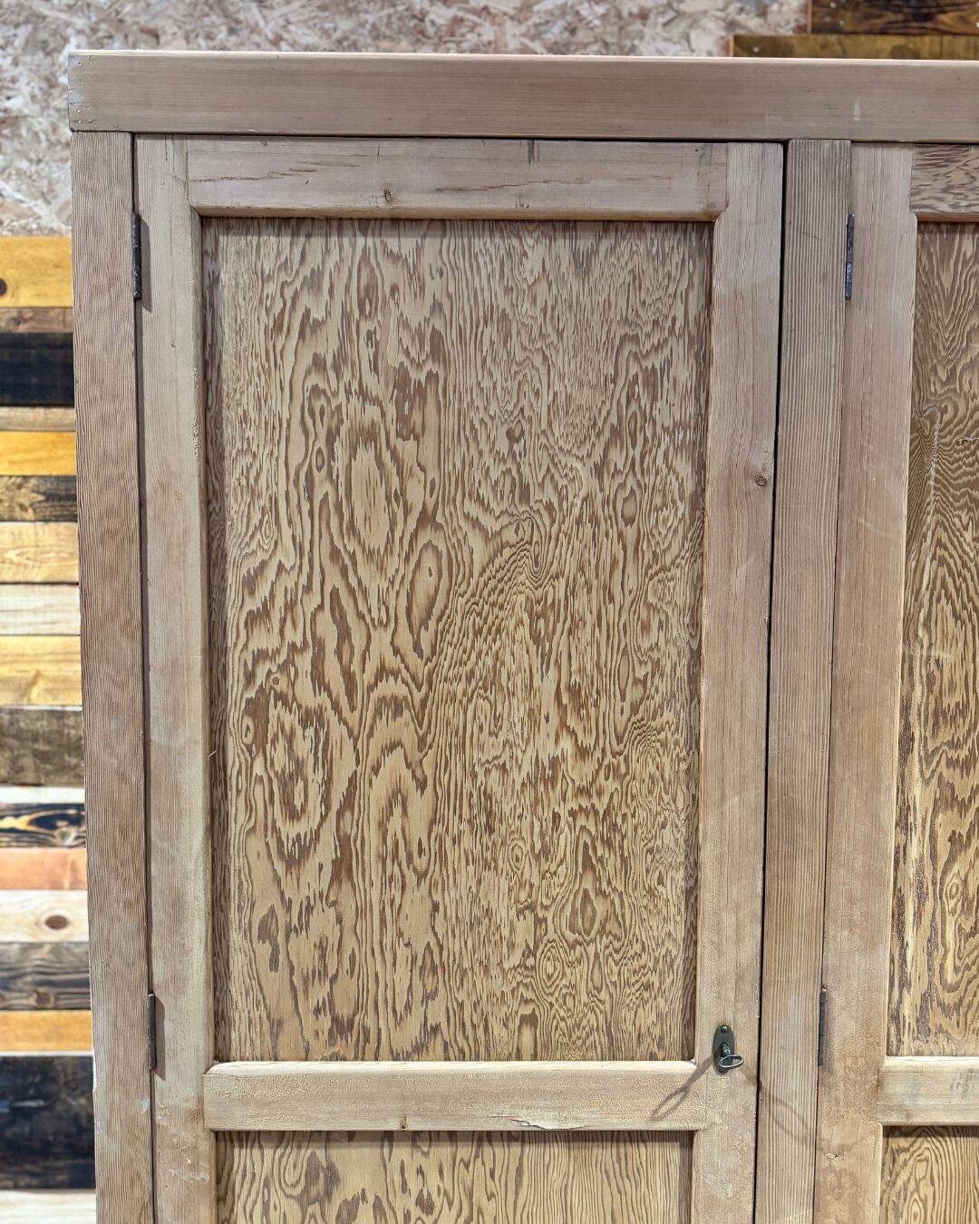 Old hardware cabinet in pitch pine - Early 20th century - Sandblasted