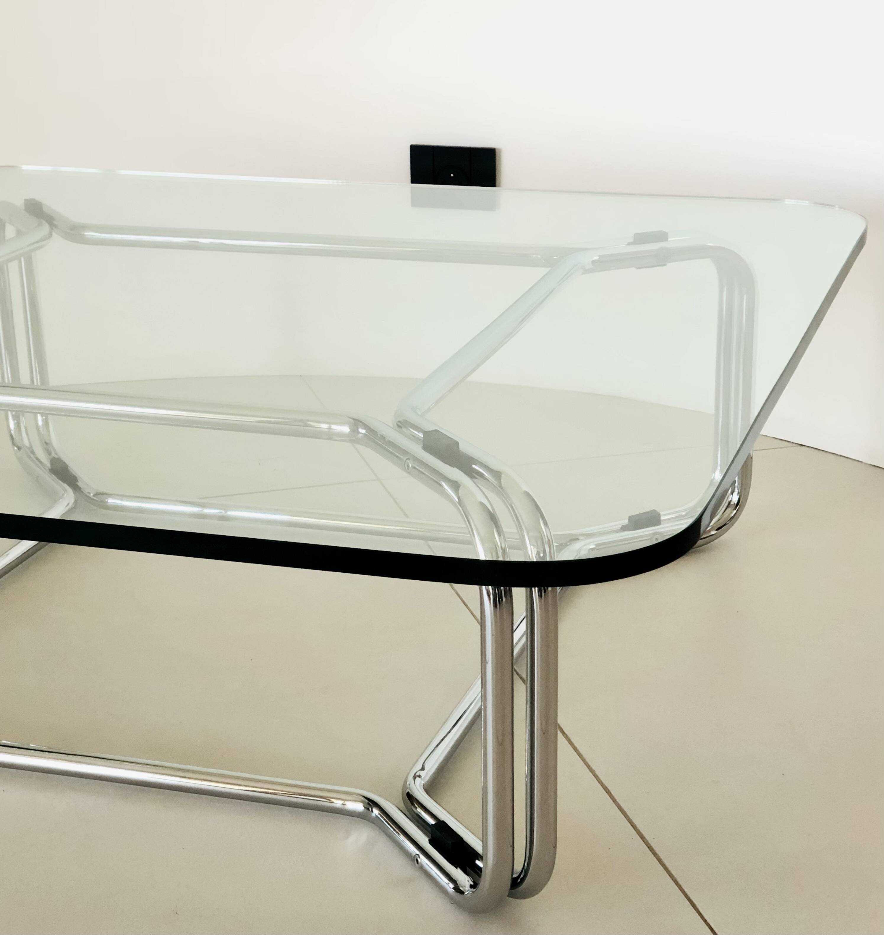Glass and chrome metal coffee table, Italy 1970s