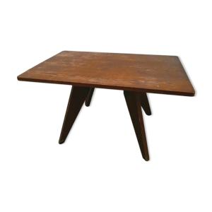 table de repas pieds