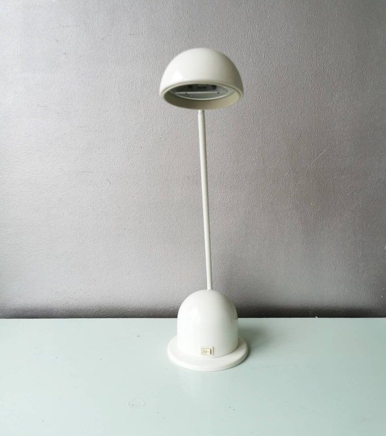 White metal desk lamp Vrieland 80s