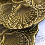 Set of 5 oyster plates