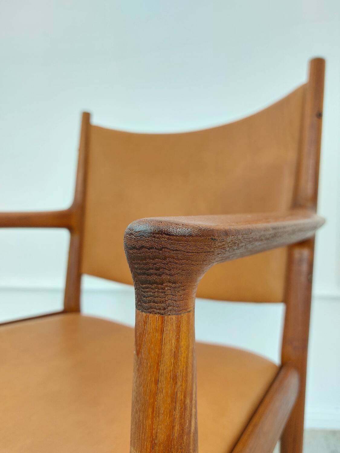 JH513 armchair by HJ Wegner for Johannes Andersen