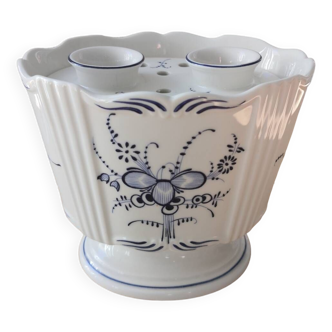 Vintage Villeroy & Boch flower pick
