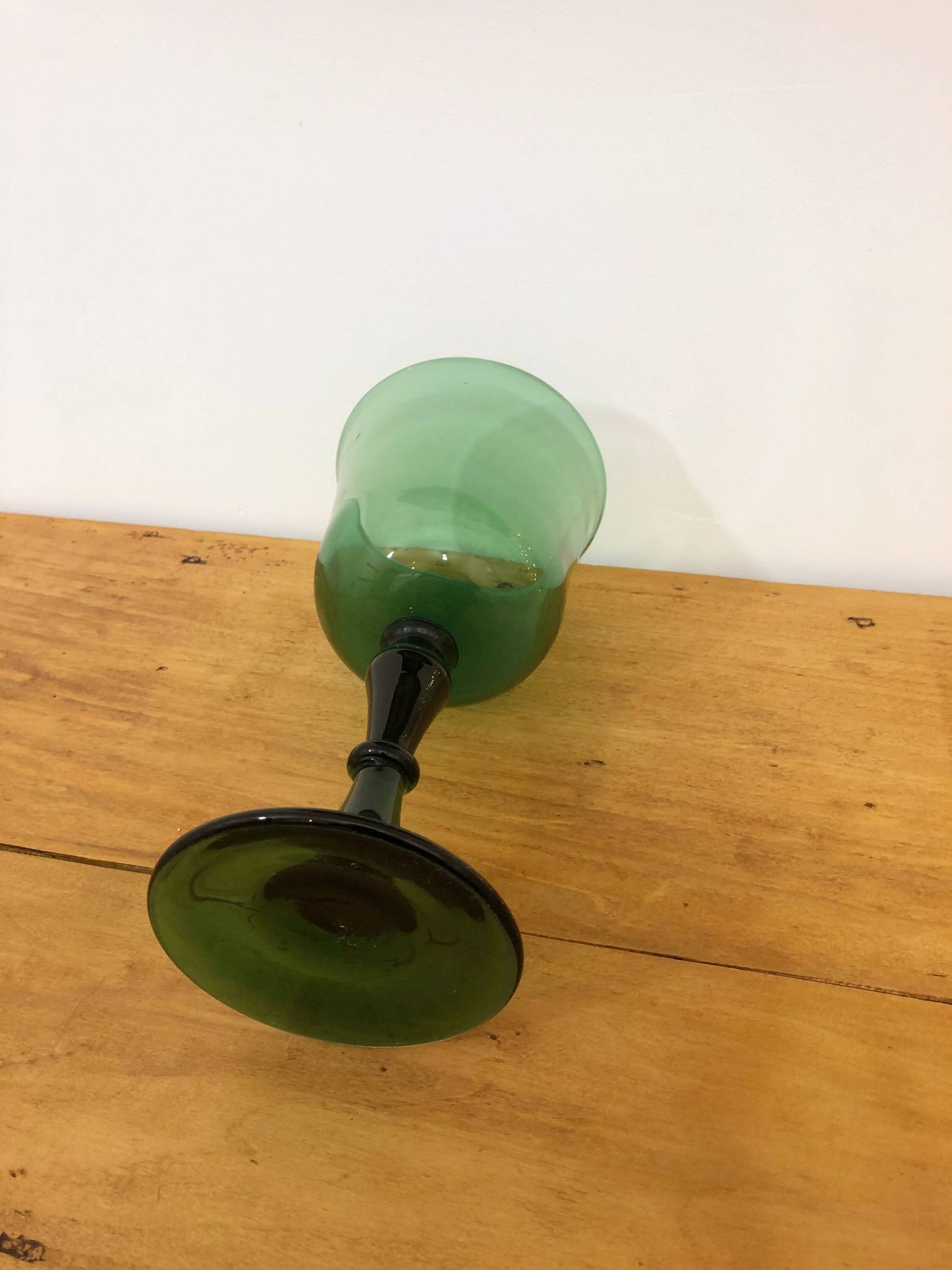 Grand vase en forme de verre