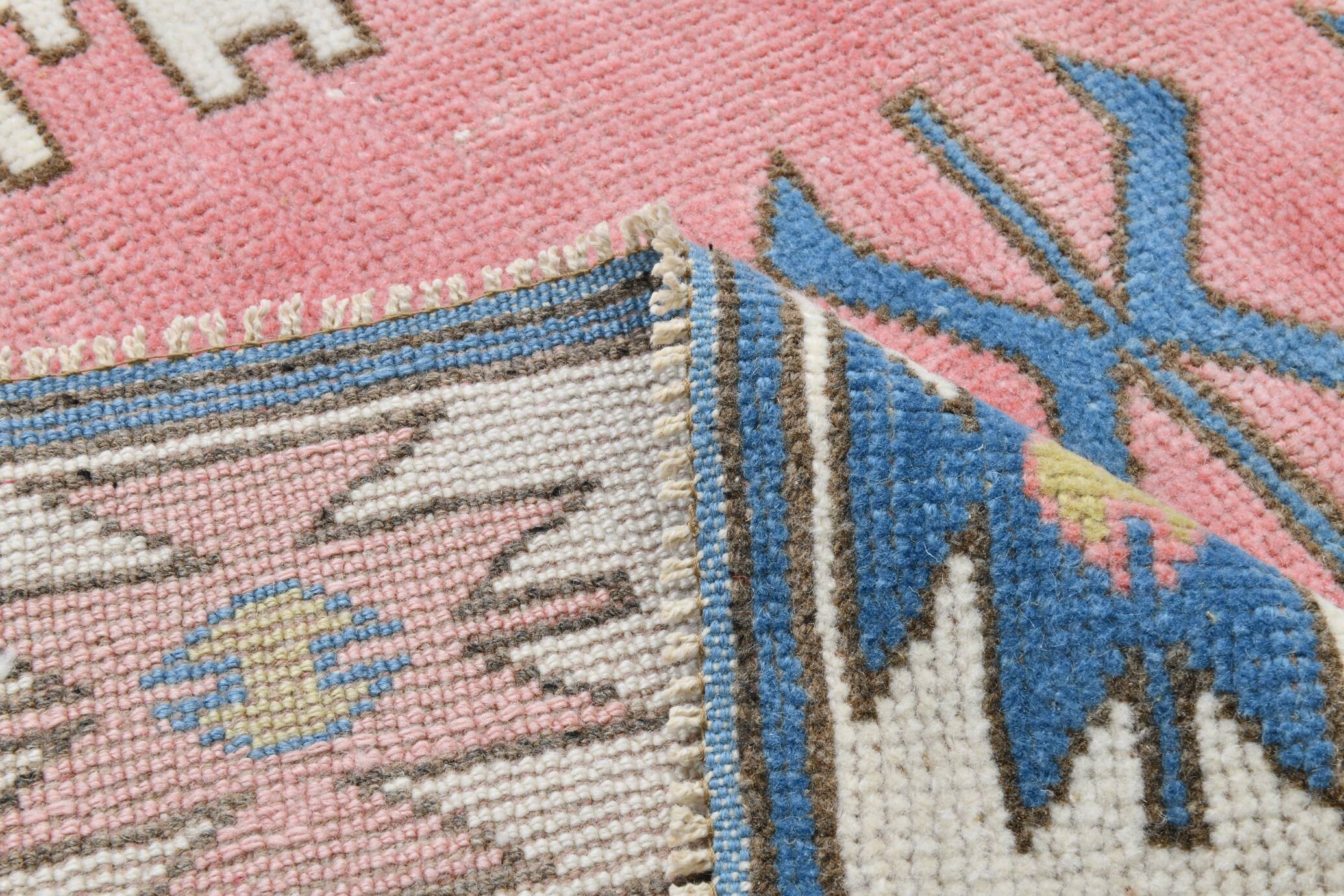 Vintage Blue Pink Geometric Oushak Rug, 141x184Cm