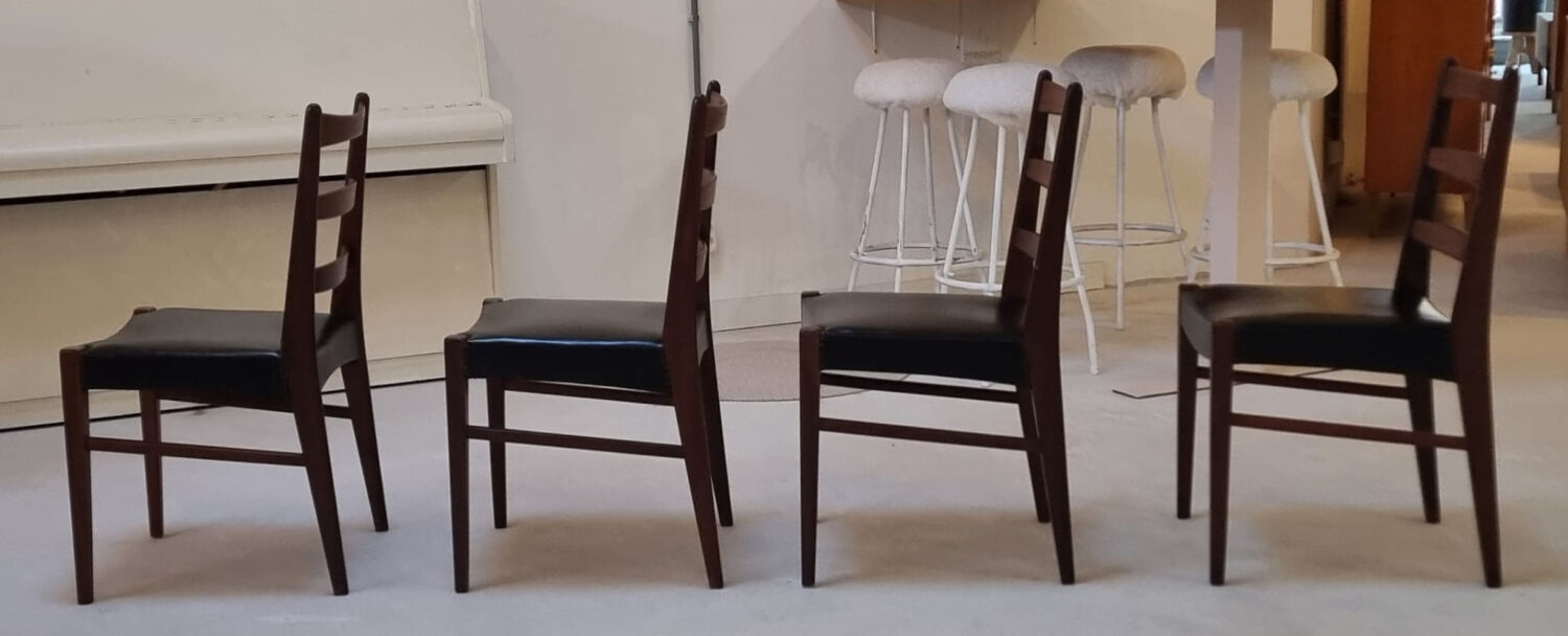 Chaises du milieu du siècle