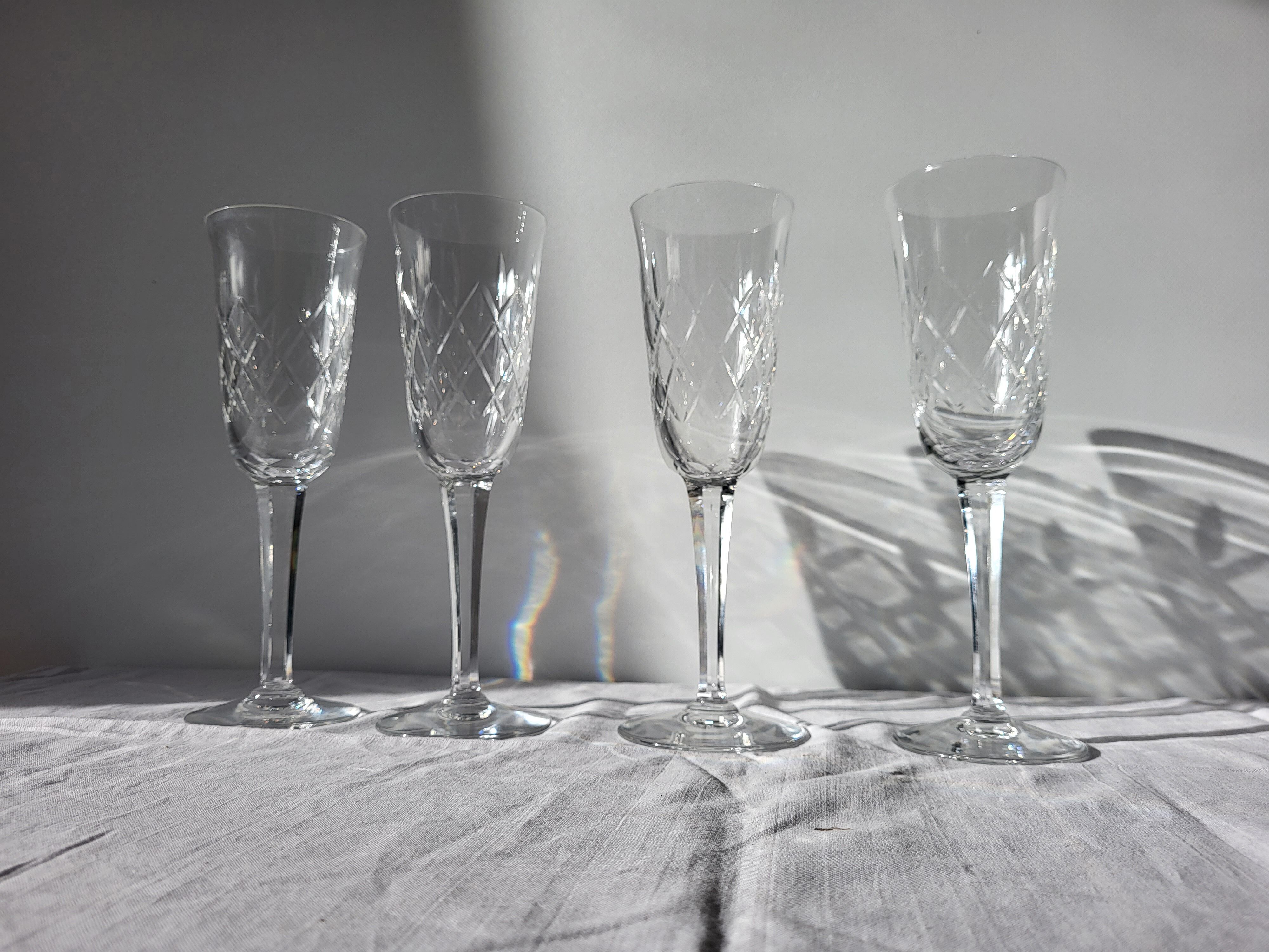Crystal champagne flutes