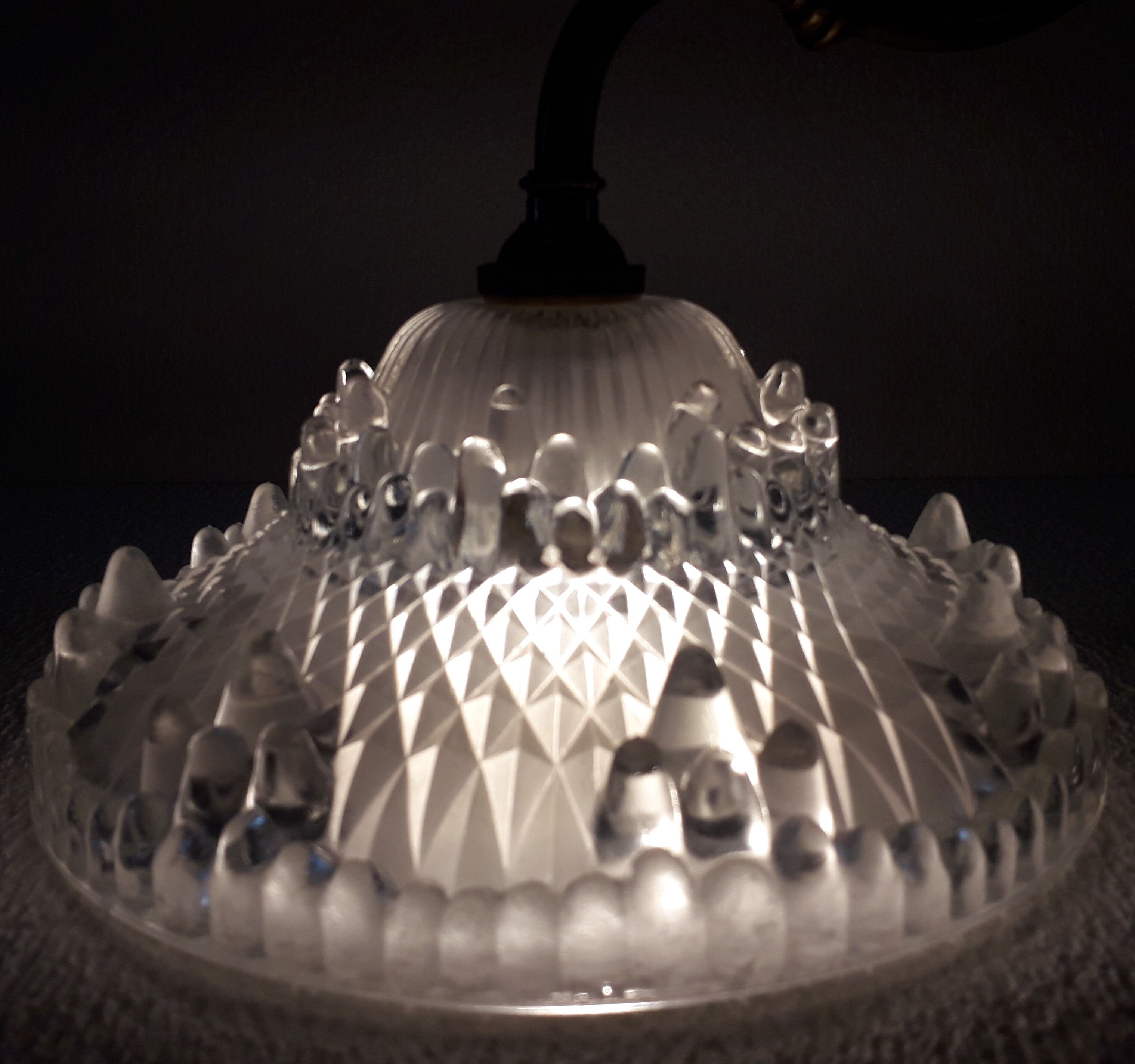 Glass and art deco brass wall lamp