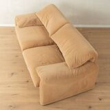 675 Maralunga sofa by Vico Magistretti for Cassina, 1970s