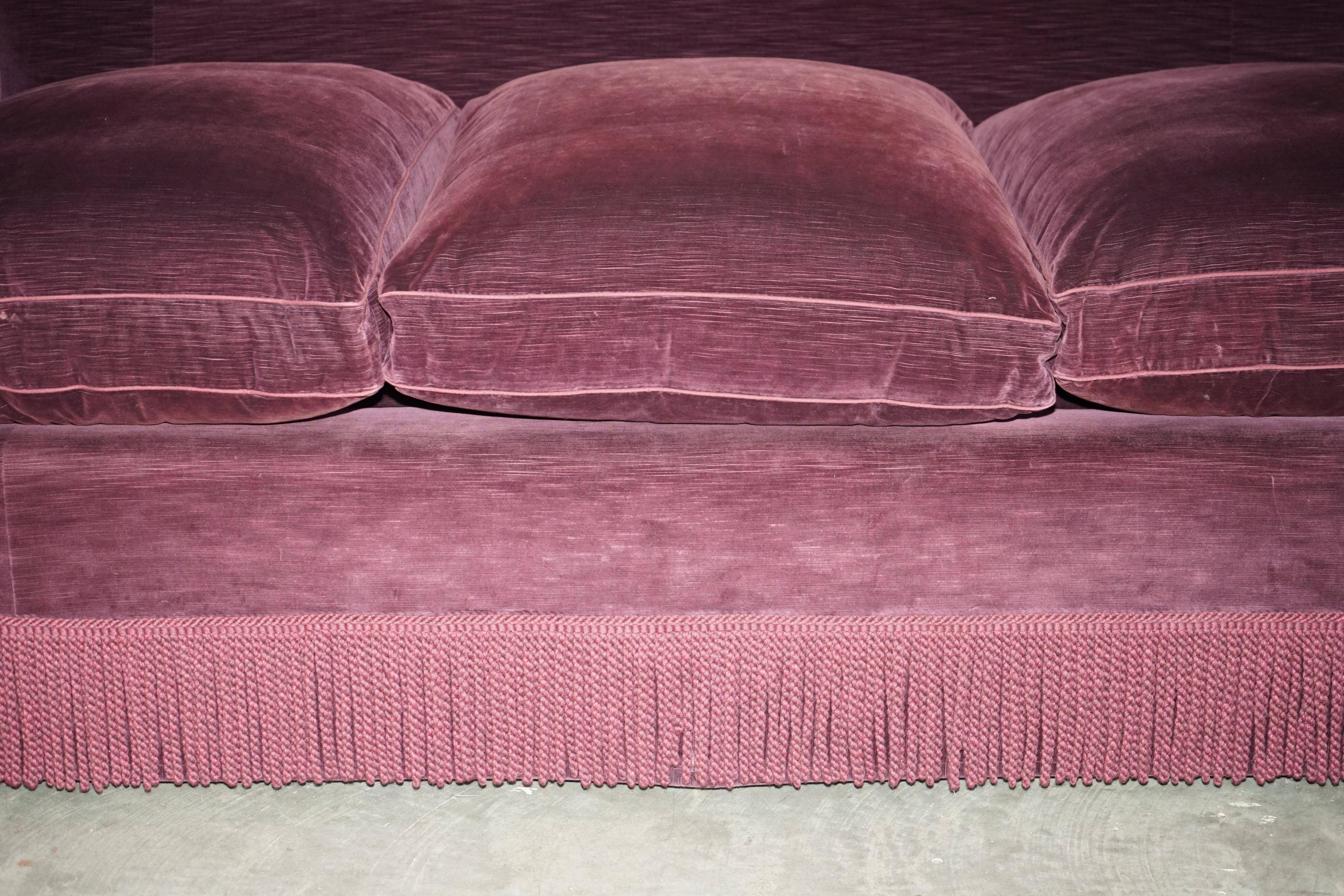 Three-seater sofa Howard & Son's Wimbourne 257x122 cm