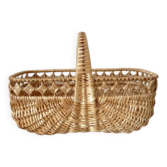 Vintage woven wicker basket