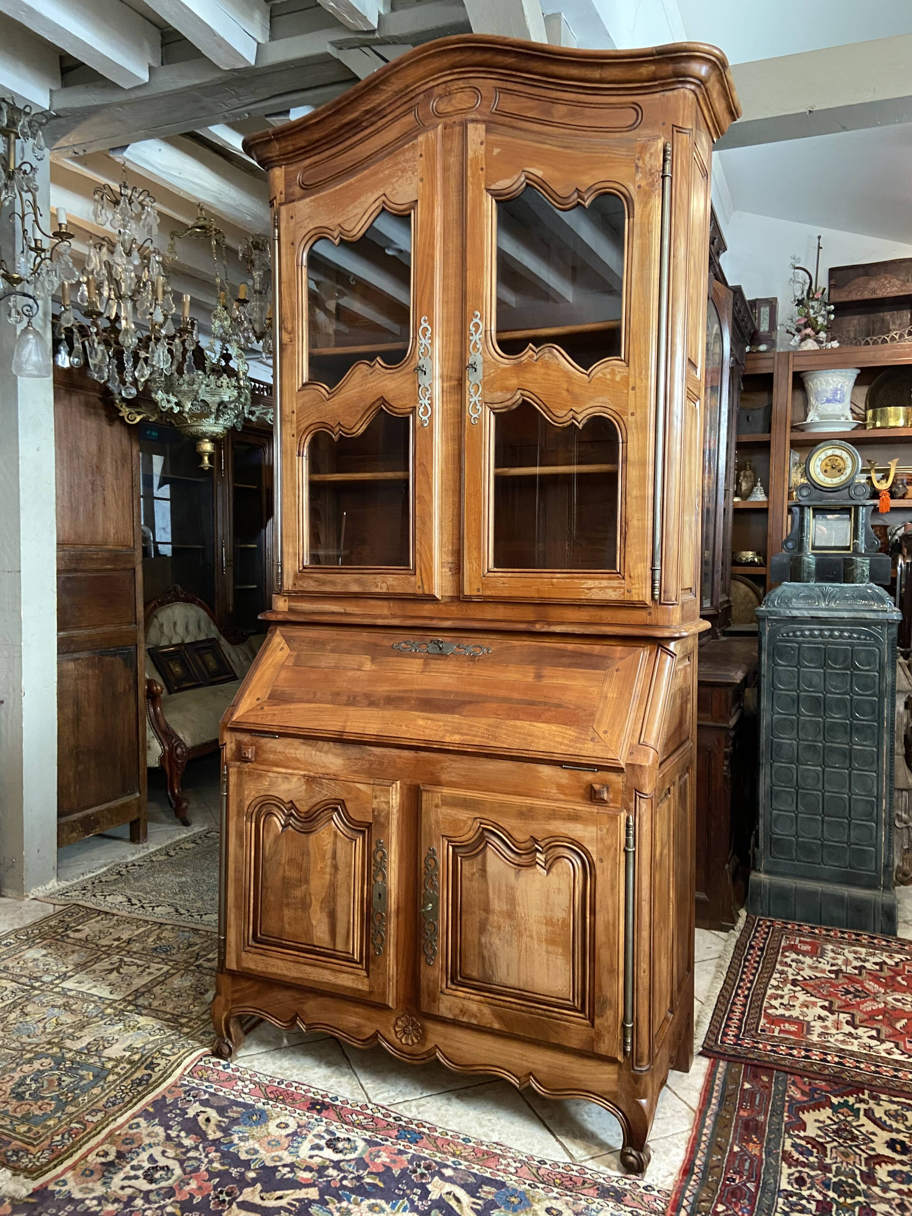 Large writing desk library in solid walnut Louis XV style.