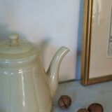 Enamelled ceramic teapot