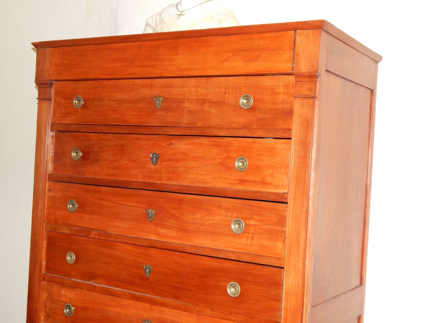 Solid wood weekly planner