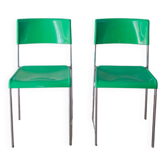 Pair of green plastic chairs and chrome legs Mobilier International Signed Lafargue 1970