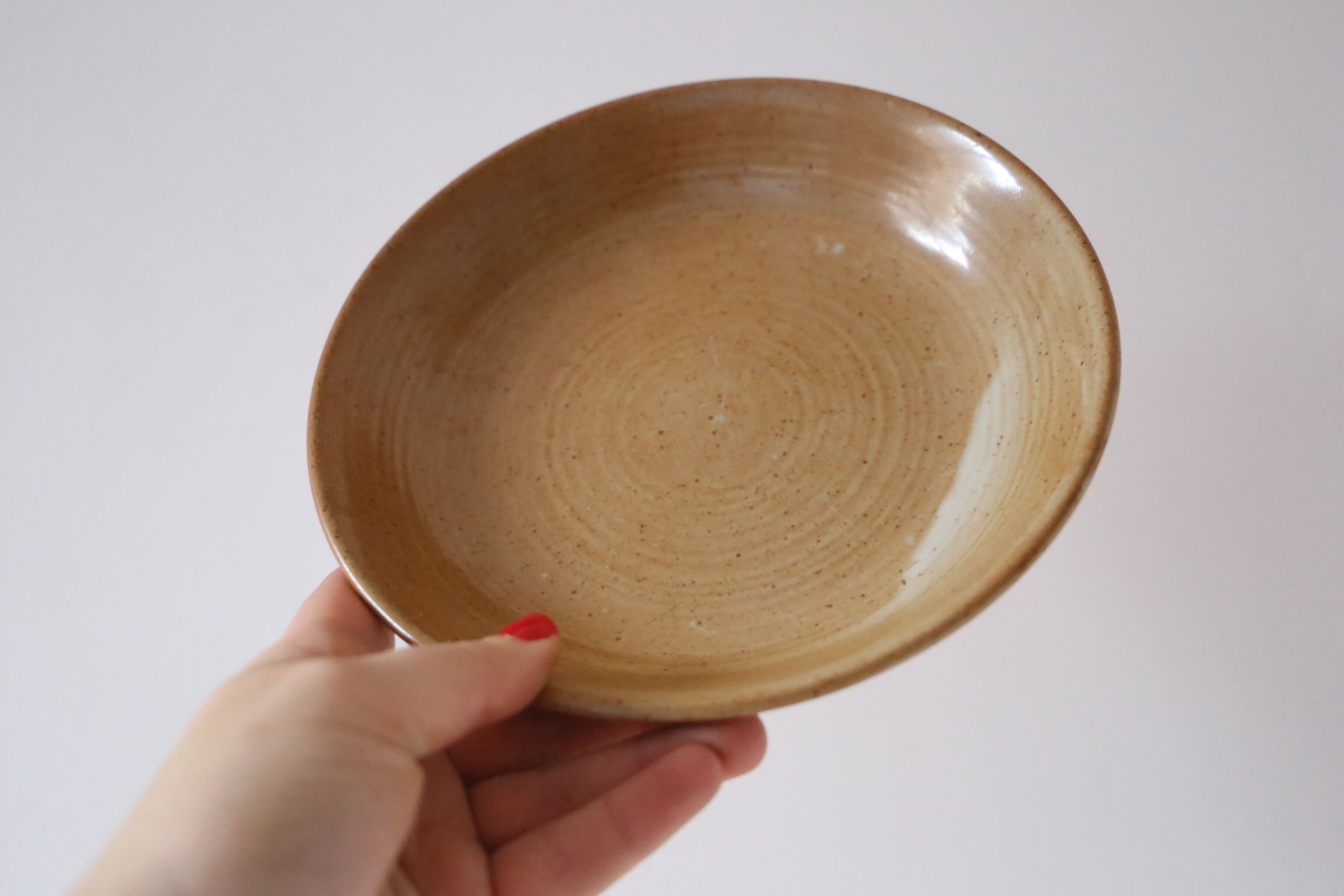 Set of 6 hollow sandstone plates, sandstone village, vintage French