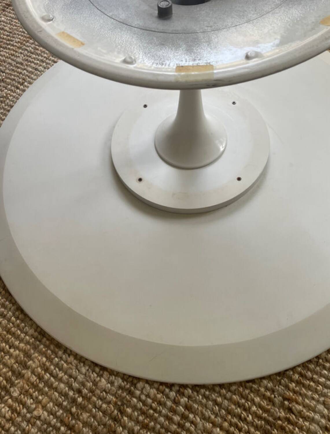 Tulip coffee table
