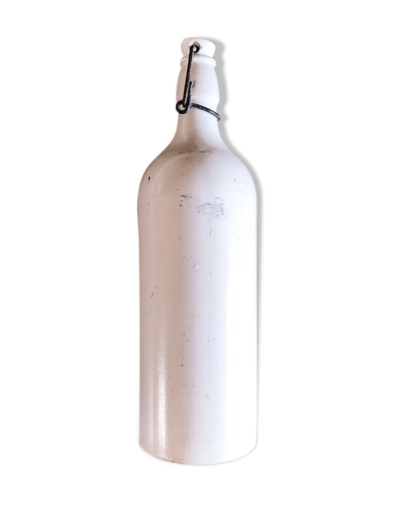 Bouteille en grès blanche vernissée