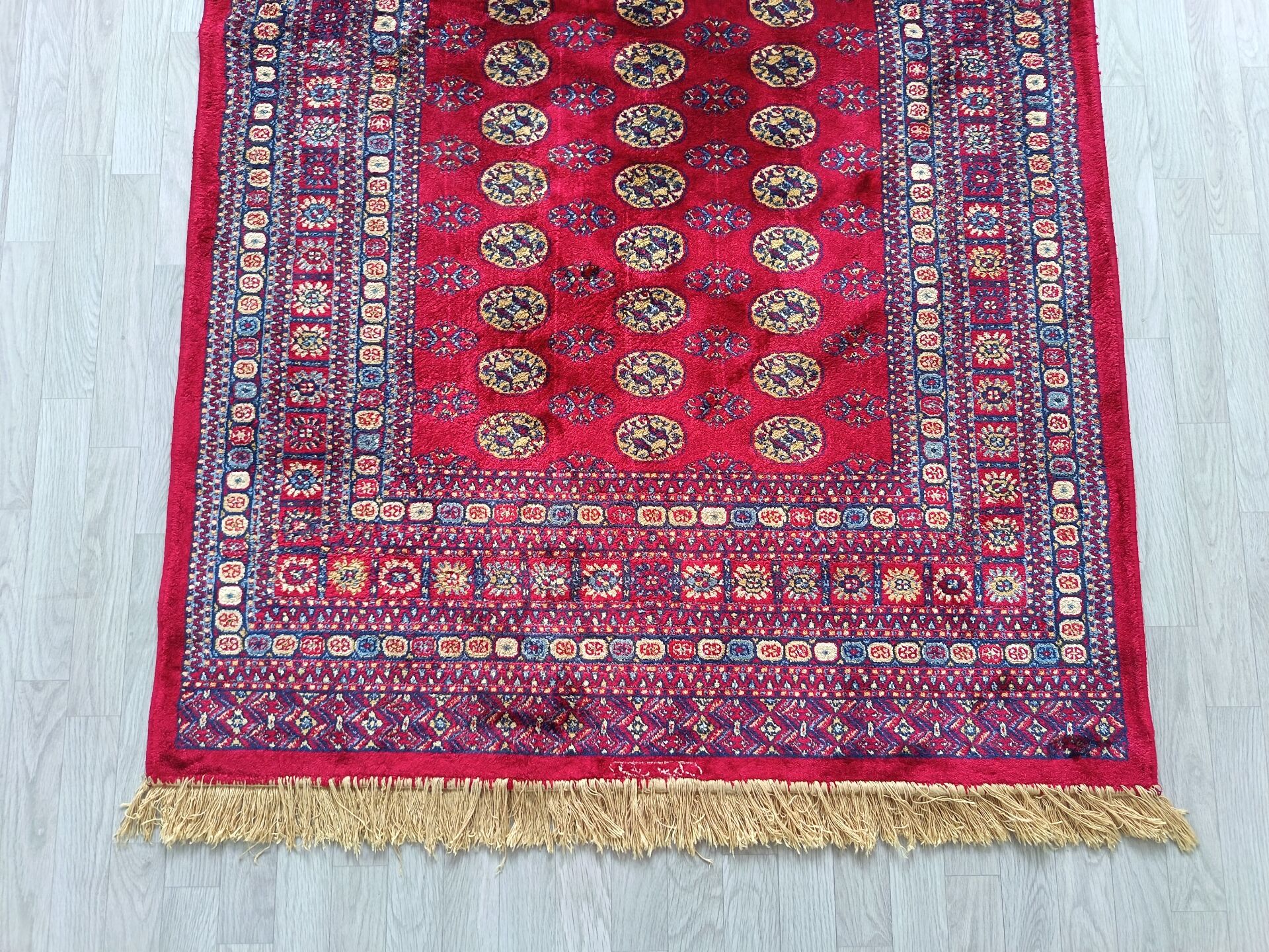 Oriental style carpet