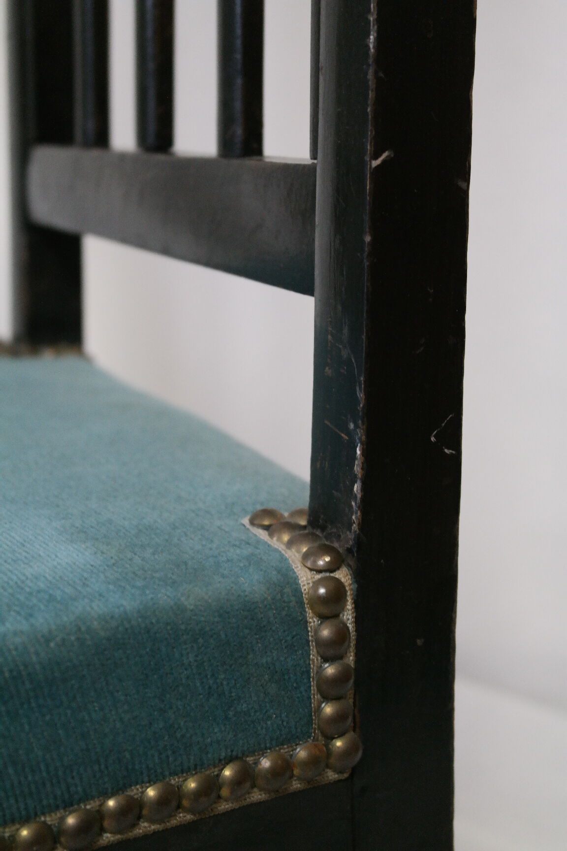 Chair prie-dieu style Napoleon III blackened wood openwork velvet blue