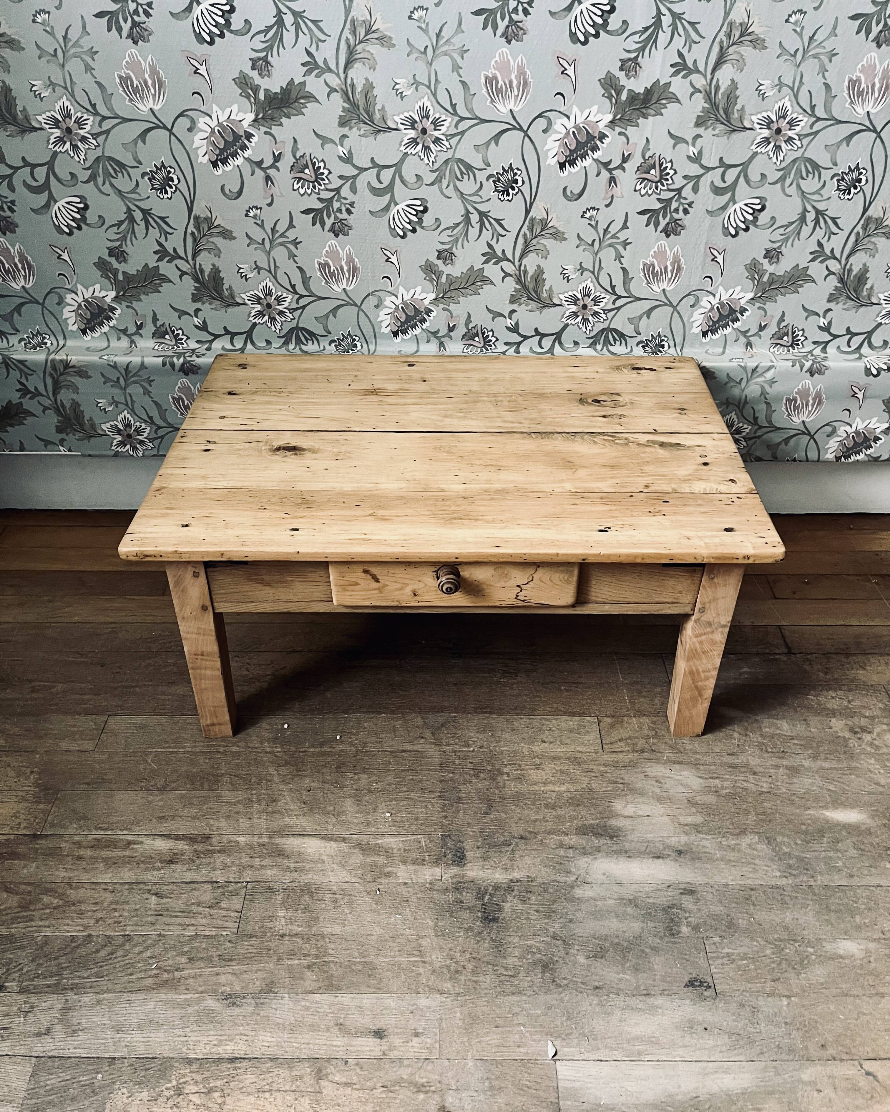 Table basse de ferme vintage (rénovée)