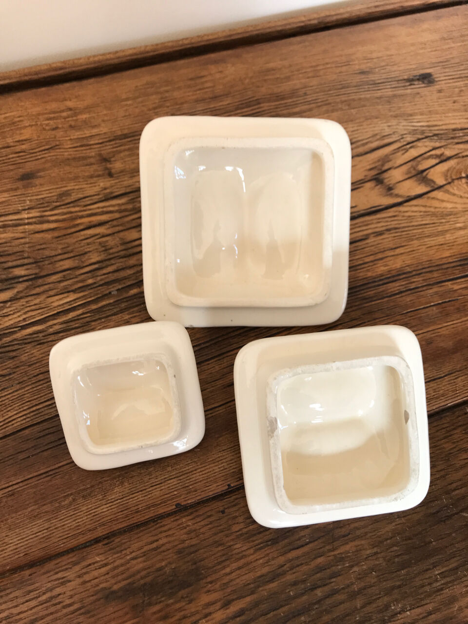 Set of 3 vintage Ditmar pots