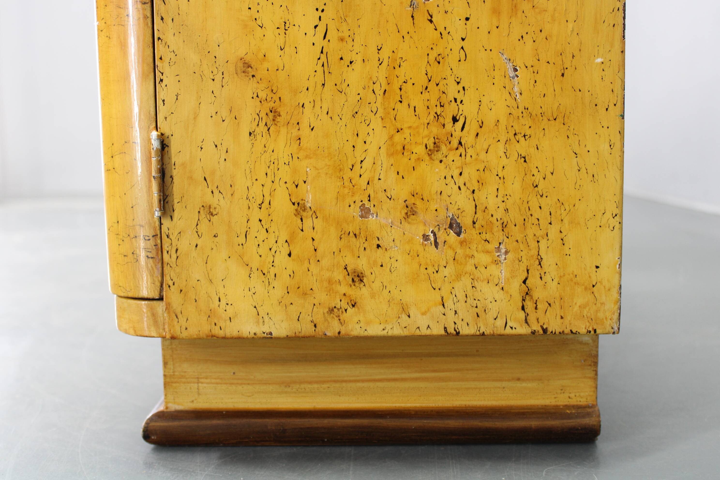Pair of 1940s Czechoslovak Art Deco nightstands with painted maple imitation finish