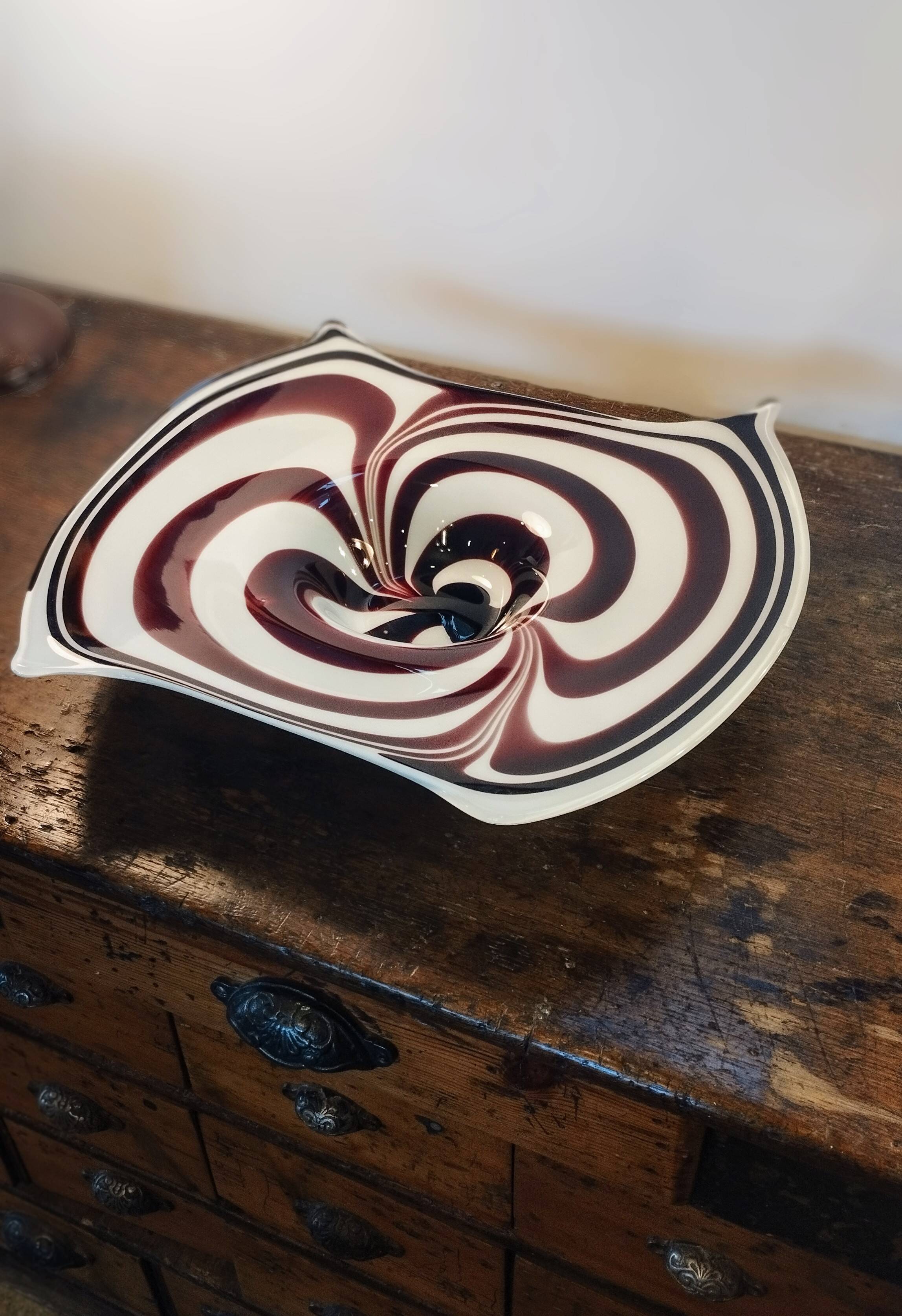 Vintage two tone  large fruit bowl