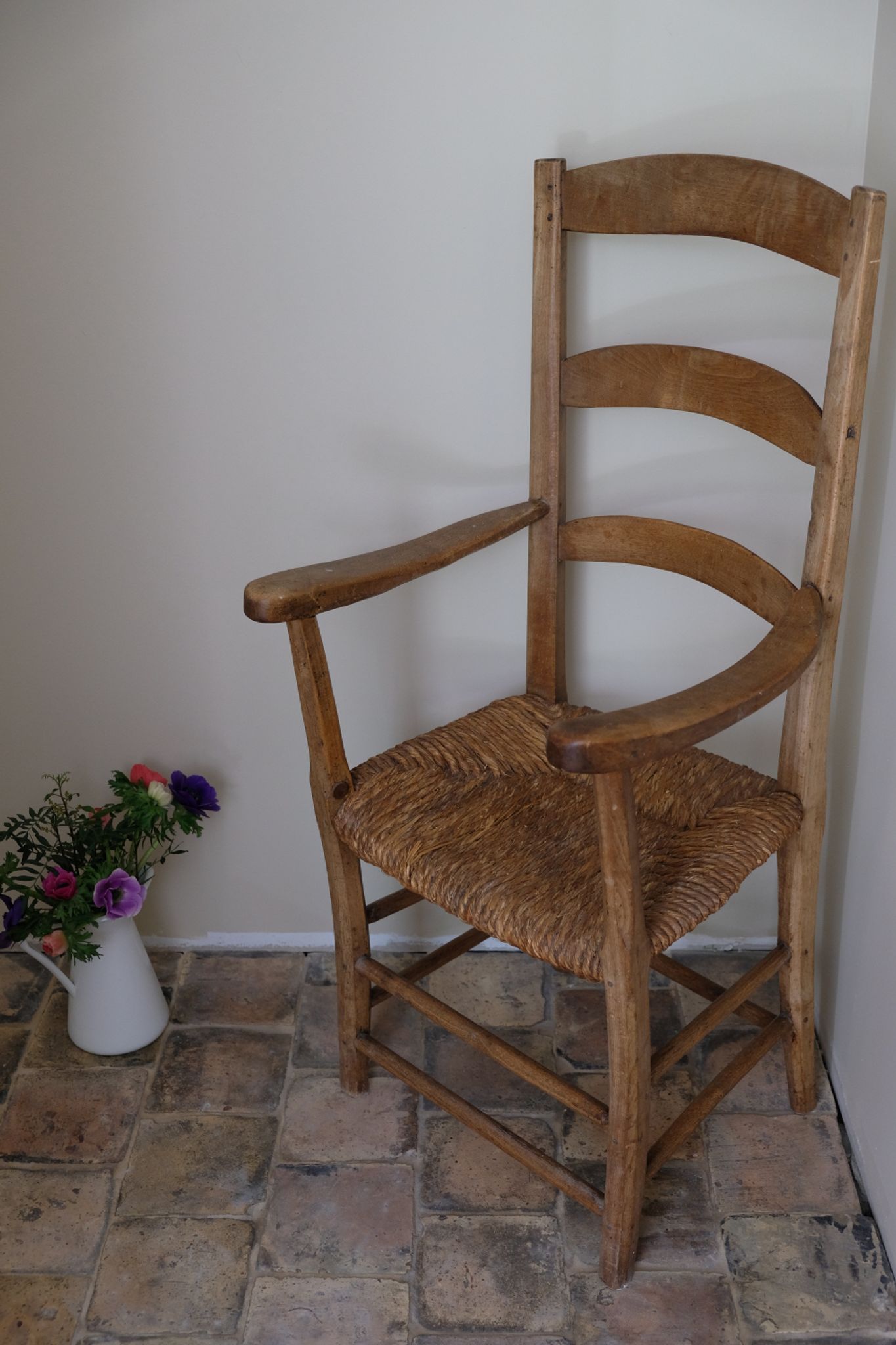 Straw armchair