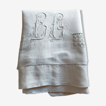 Drap en lin XIX monogramme EG carré ms de jour sur découverte