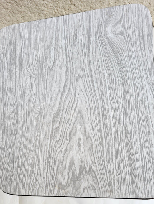 Set of 2 formica chairs