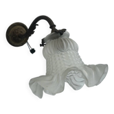 Ancienne applique en bronze Style Louis XVI- tulipe pâte de verre fleu