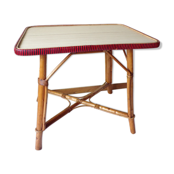Table d'appoint en rotin